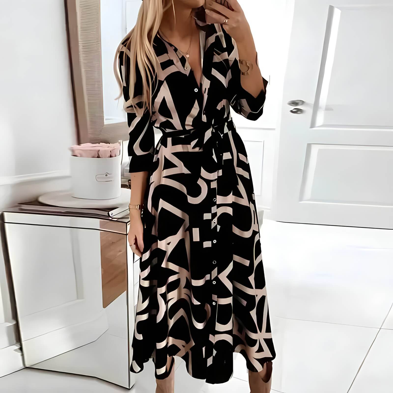 Robe Midi Dorela avec Détails de Boutons