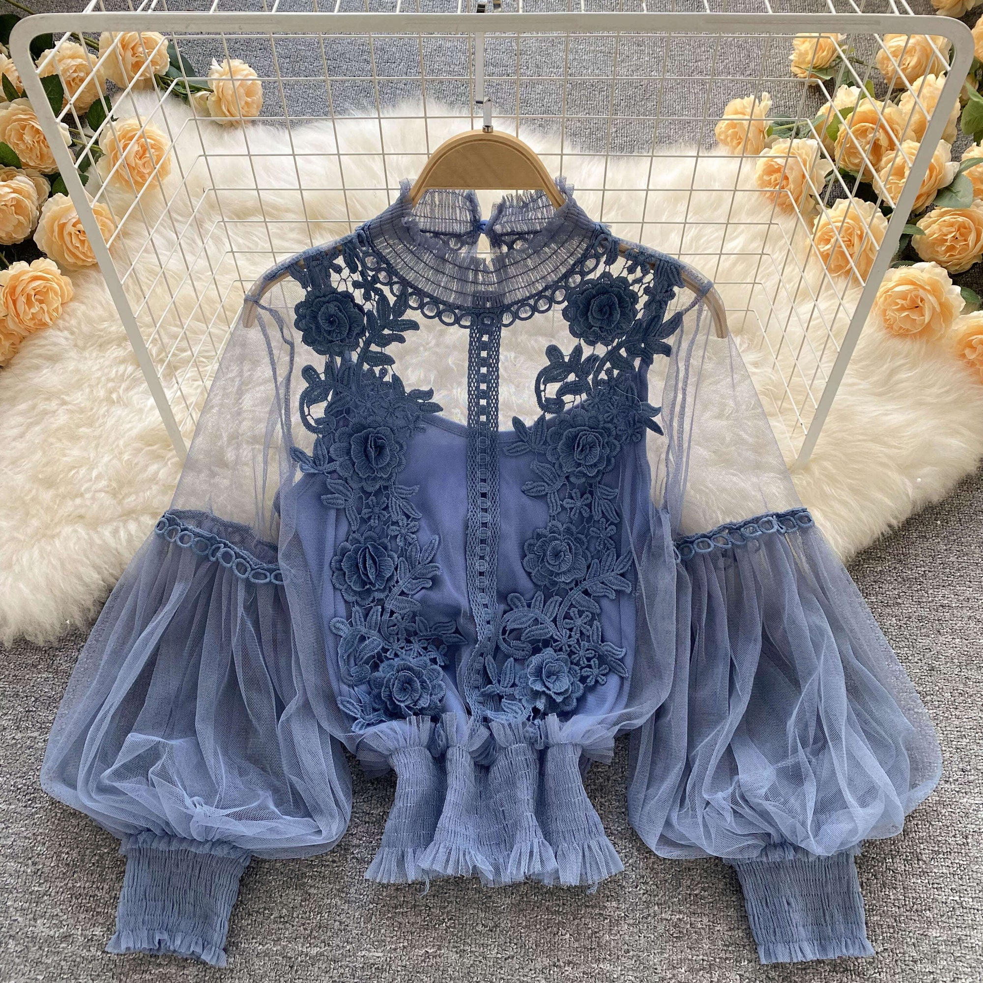 Blouse en Tulle avec Détails Brodés Priene